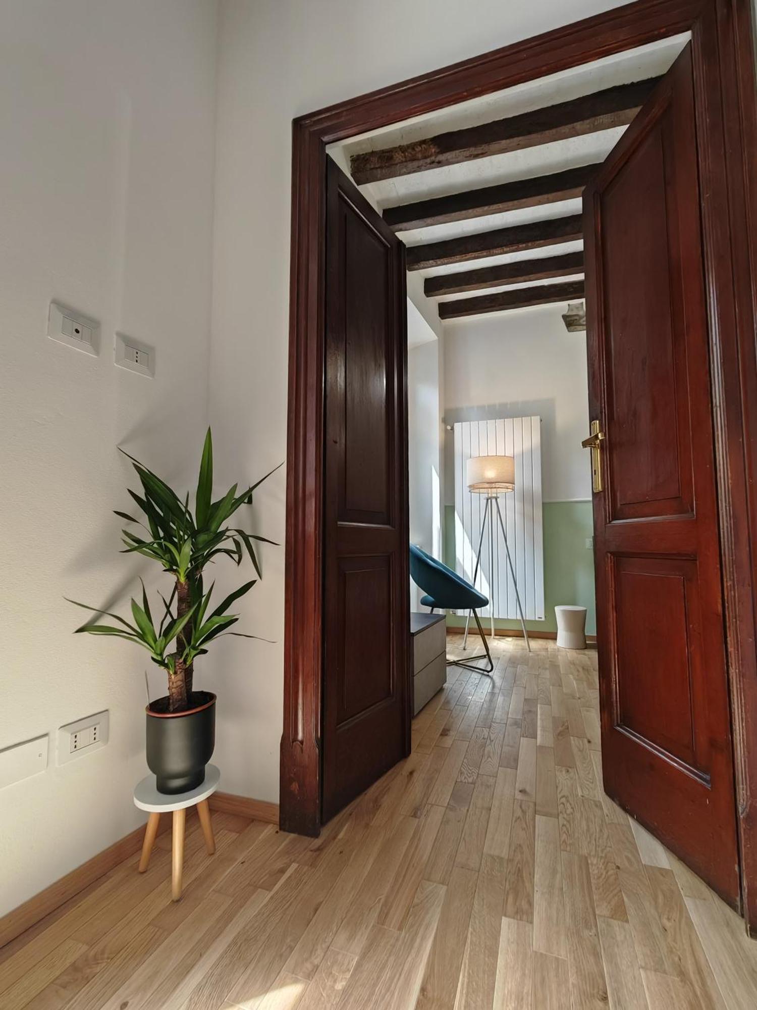 Parma Borgo Antico I I I Free Privat Parking Apartment ภายนอก รูปภาพ